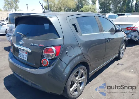 2016 Chevrolet Sonic Rs Auto из США, поврежденный, VIN 1G1JG6SB0G4118983